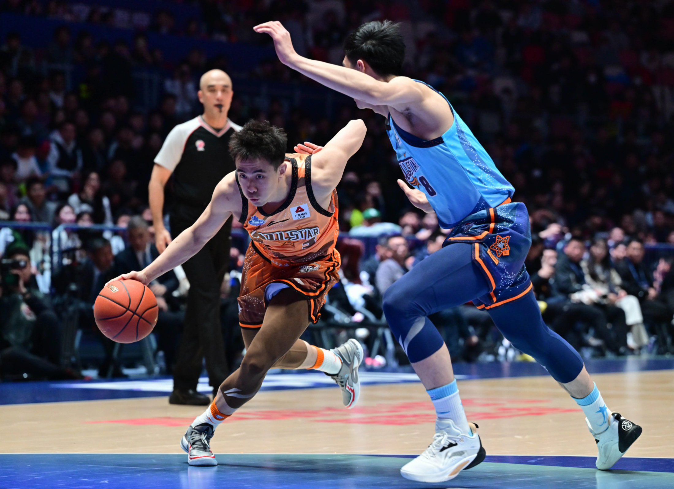 波尔图迎CBA常规赛关键赛，今晨官宣签约，管理层满意，数据趋势出现新变化的简单介绍